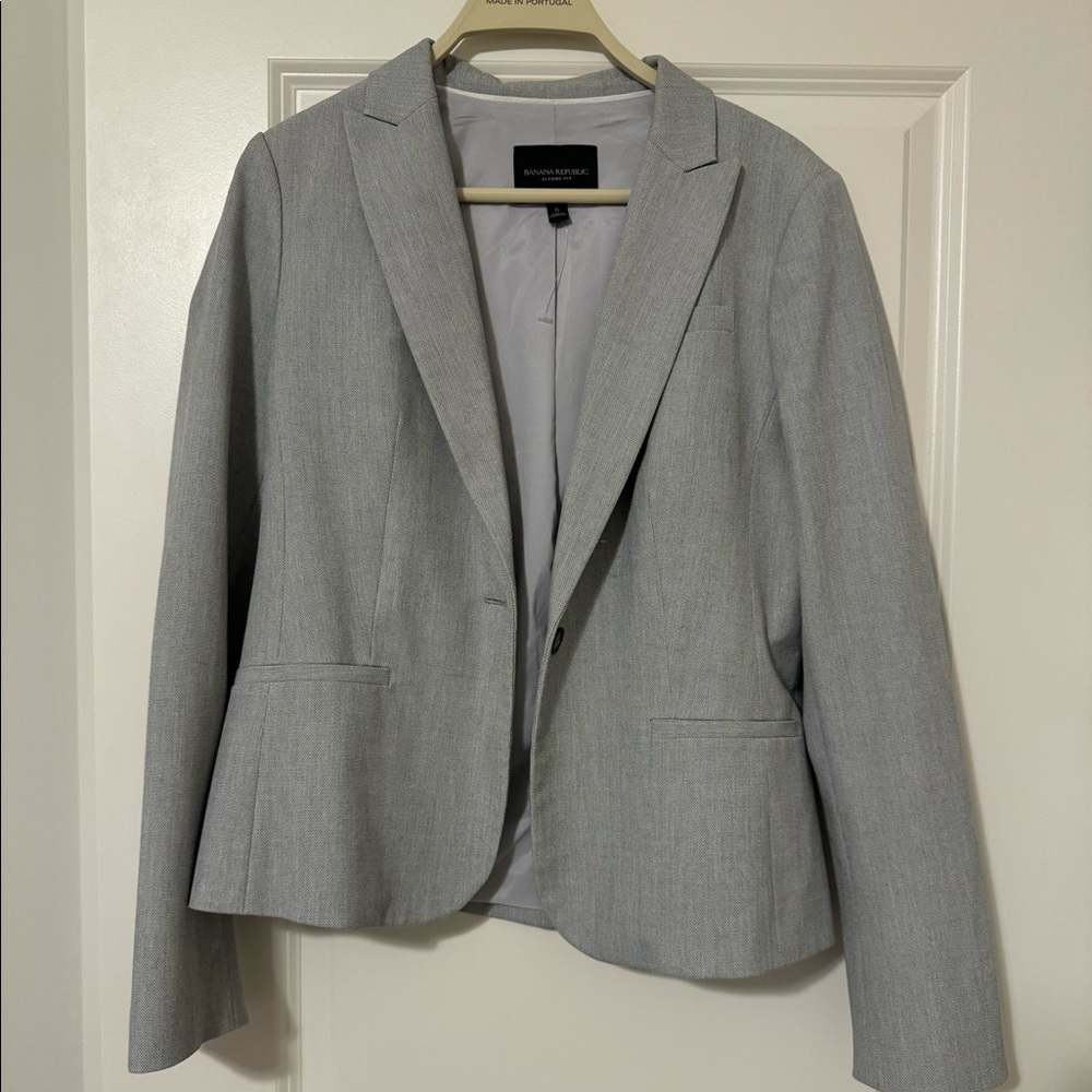 Banana Republic Classic Fit Charcoal Gray One Button Washable Blazer Size 6